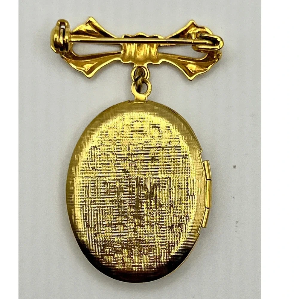 Unbranded Locket Brooch Pin Womens OS Gold Excellent Floral Bow Etched Dangle